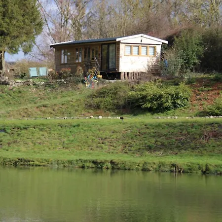 Naturia Campsite *